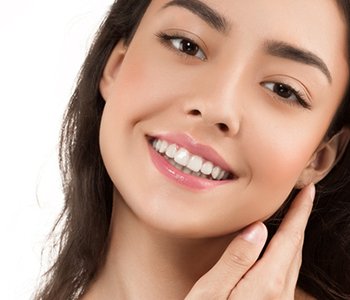 Dr. Leo Arellano at Leo Arellano DDS PC Explains How Long Does it Take for Teeth to Become Their Whitest?